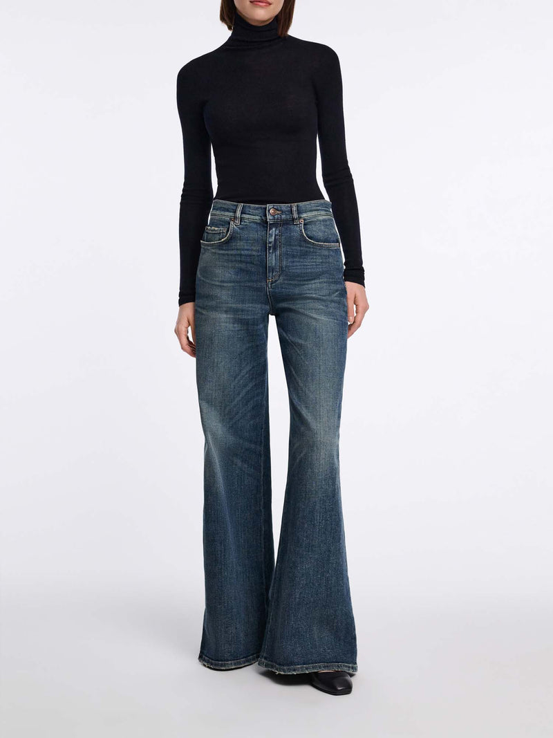 Dorothee Schumacher Urban Merino Seamless Turtleneck