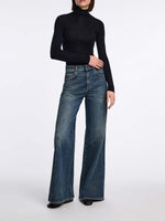 Dorothee Schumacher Urban Merino Seamless Turtleneck