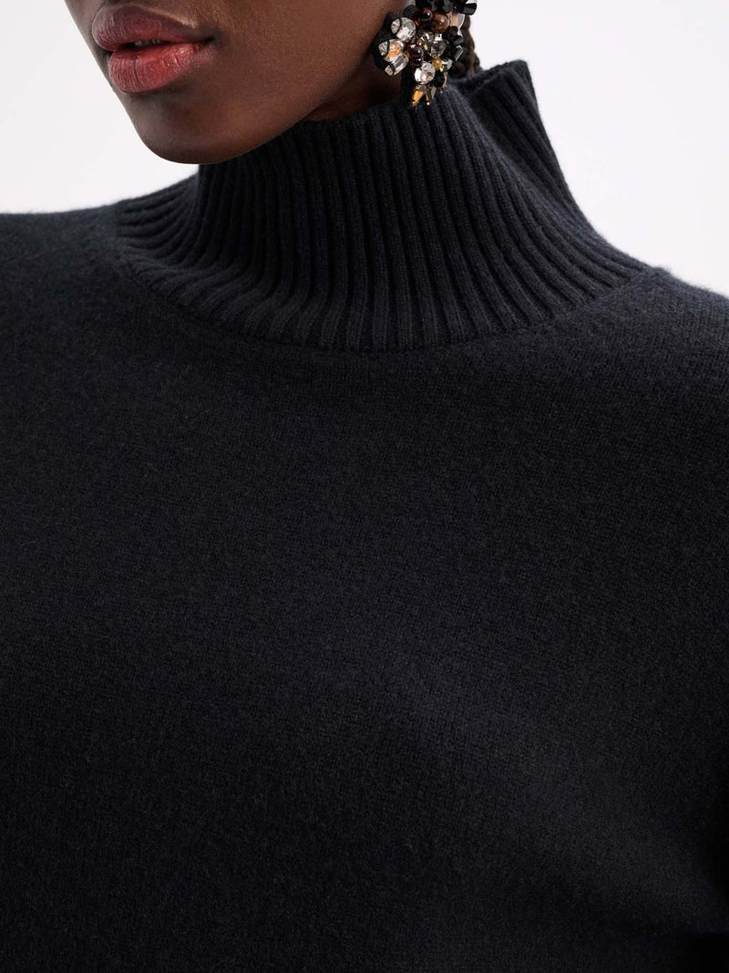 Dorothee Schumacher Luxury Comfort Turtleneck