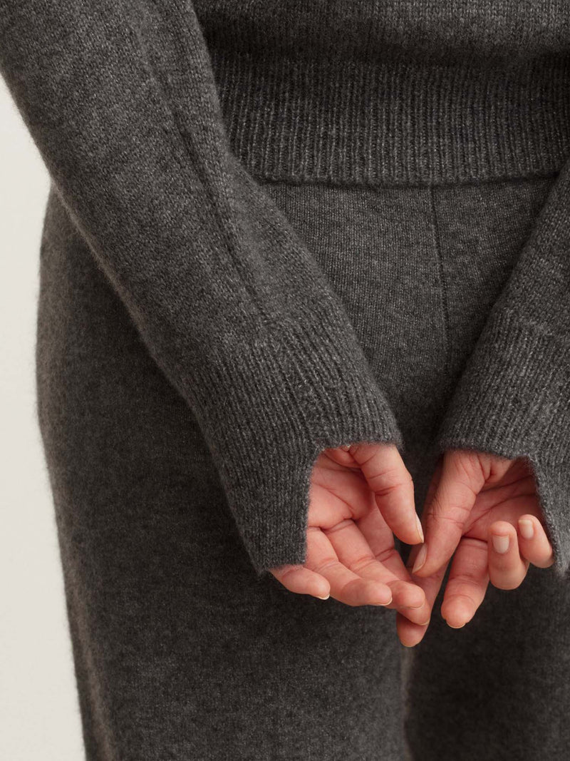 Iris Von Arnim Bergen V-neck Sweater