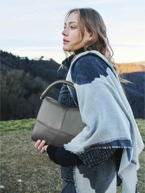 Cinzia Rocca Leather Handbag with Detachable Shoulder Strap