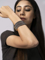 CENTROPERCENTCASHMIRE 8 String Grey Crystal Bracelet