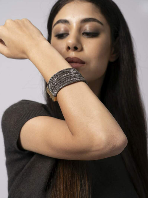 CENTROPERCENTCASHMIRE 8 String Grey Crystal Bracelet
