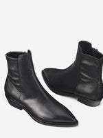 AGL Mahe' Stretch Lowboot