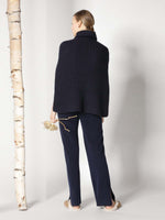 Sminfinity Fluffy Ribbed Turtleneck Cape