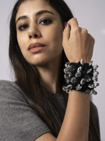 CENTROPERCENTCASHMIRE Cashmere Crystal Cuff