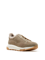 La Canadienne Vada Suede Sneaker