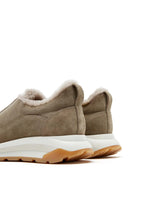La Canadienne Vada Suede Sneaker