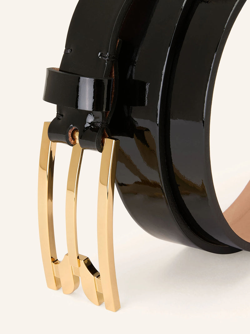 Victoria Beckham Regular Pin- Buckle Belt in Glossy Leather