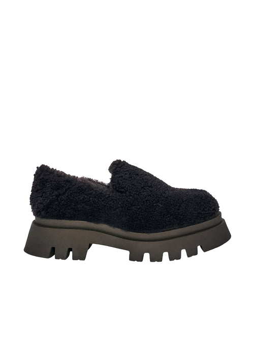 Dorothee Schumacher Furry Chic Furry Loafer Pure Black